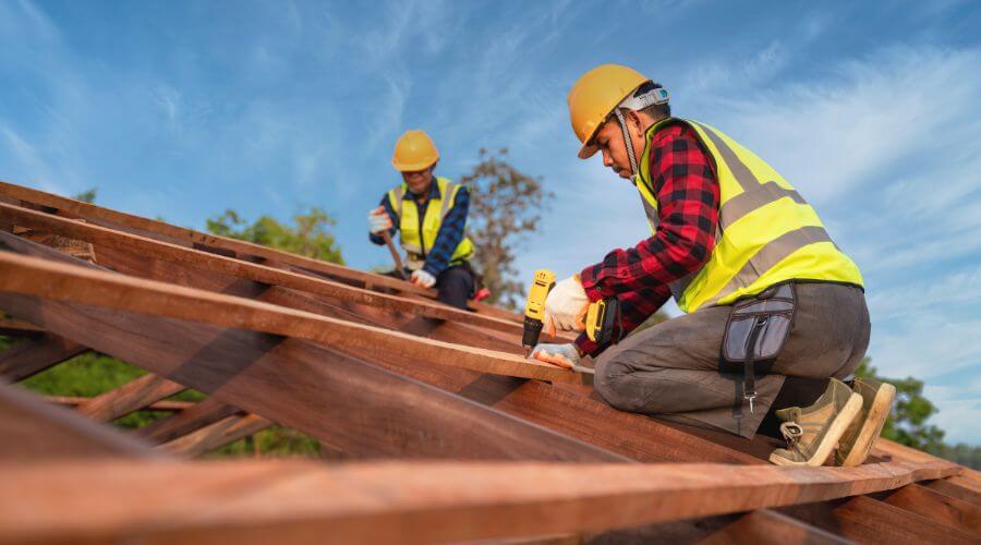 Professional Flat Roofing Installation services in Algona, IA
